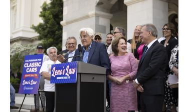Sen. Shannon Grove hosts ‘Leno’s Law’ Classic Car Parade alongside Jay Leno