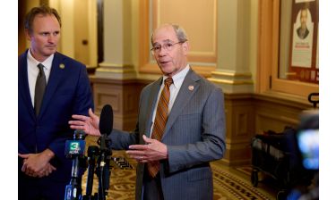 Senate Budget Vice Chair Roger Niello and Assembly Republican Leader James Gallagher React to the Budget Vote